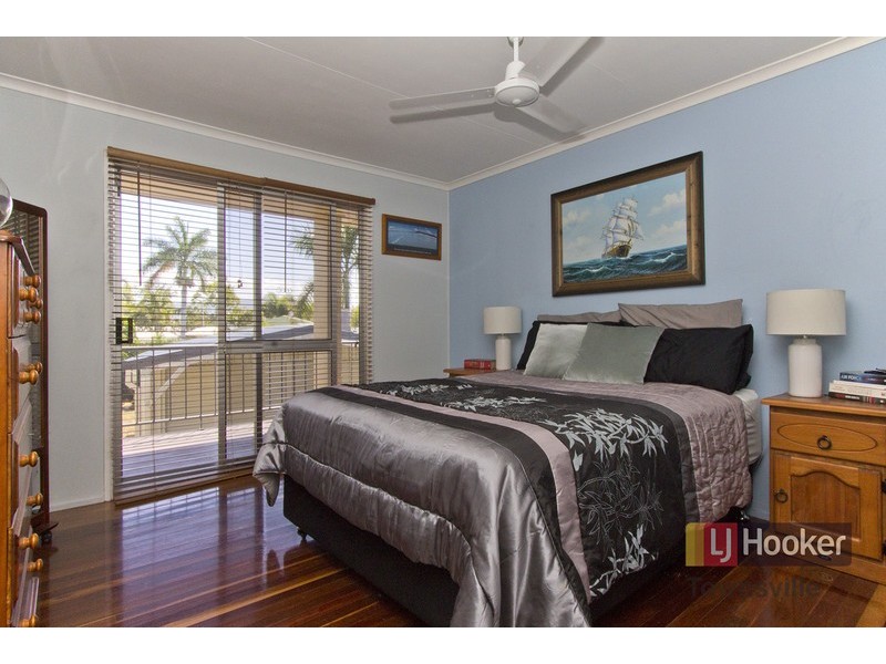 21 Rossato Crescent, Rasmussen QLD 4815