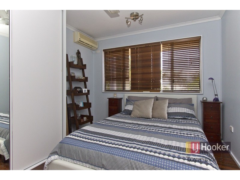 21 Rossato Crescent, Rasmussen QLD 4815