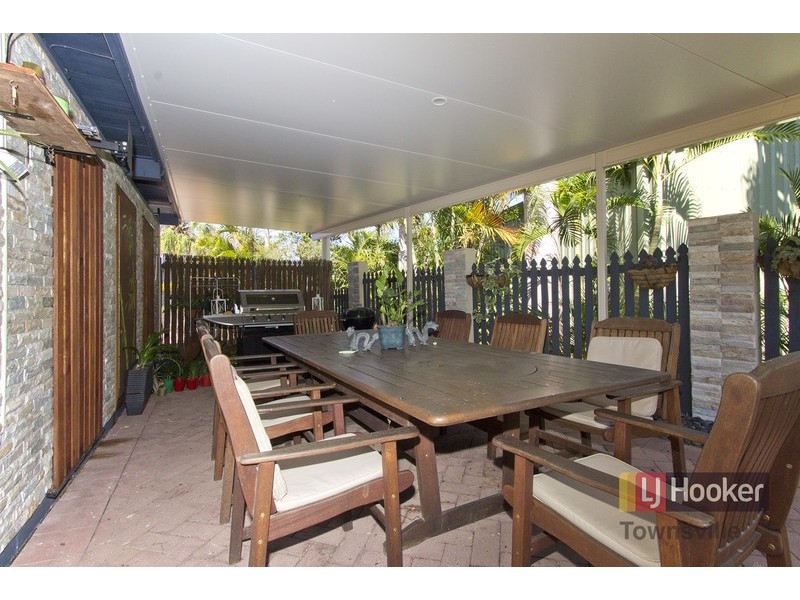 21 Rossato Crescent, Rasmussen QLD 4815