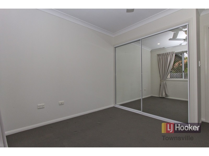 4 Westminster Mews, Douglas QLD 4814