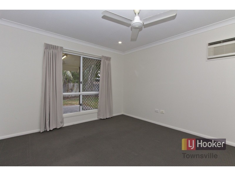 4 Westminster Mews, Douglas QLD 4814