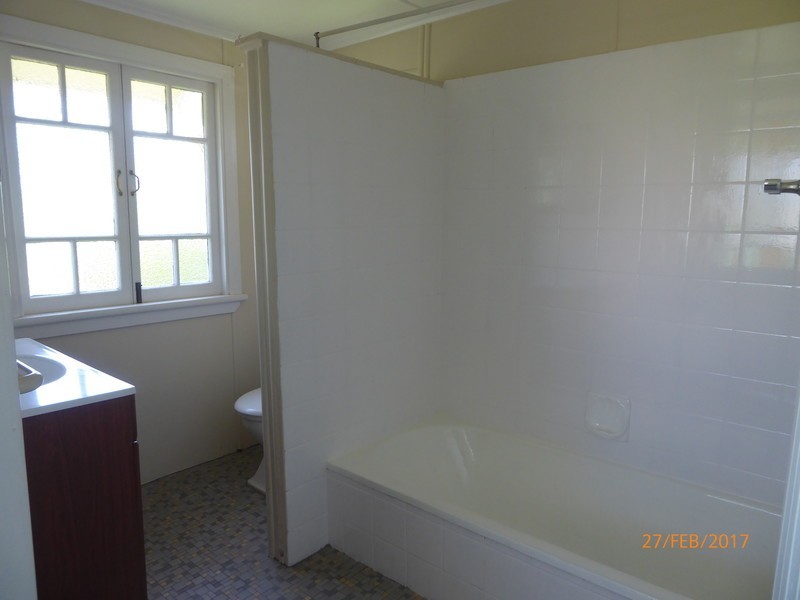 43 Albany Road, Hyde Park QLD 4812