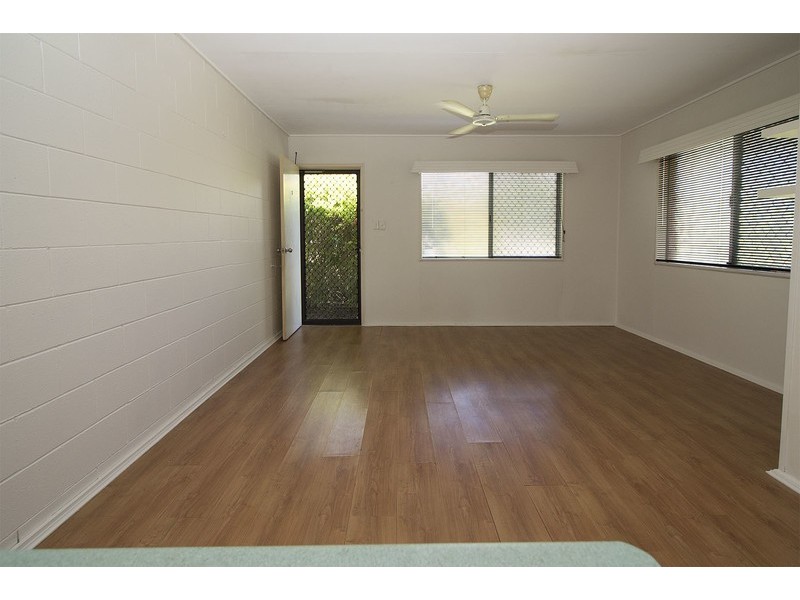 1/148 Mooney Street, Gulliver QLD 4812