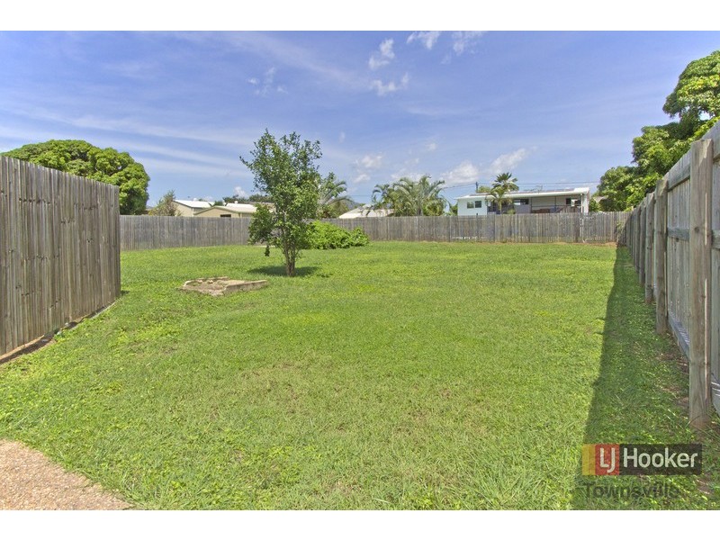 65A Ireland Street, Oonoonba QLD 4811
