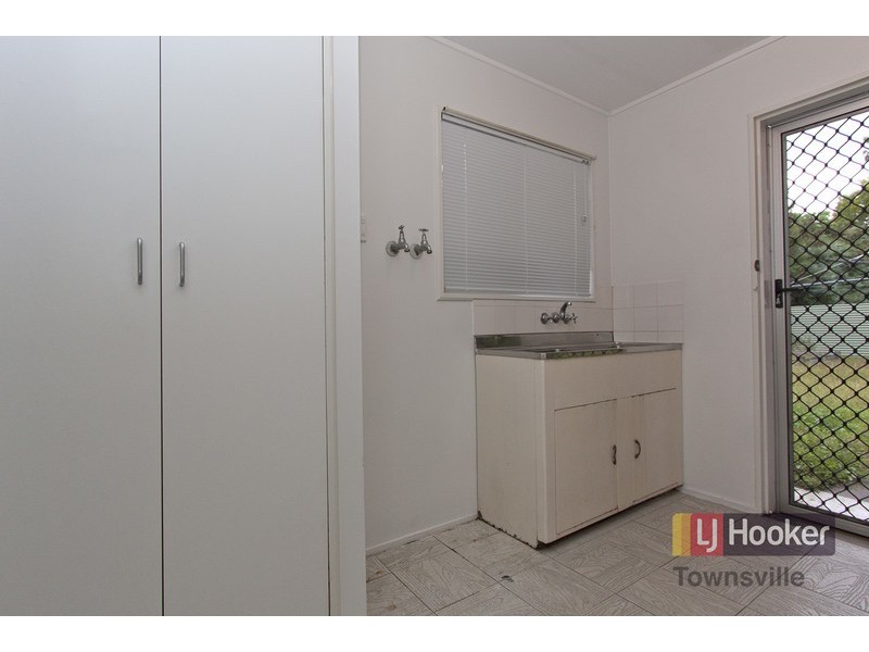 48 Fulham Road, Pimlico QLD 4812