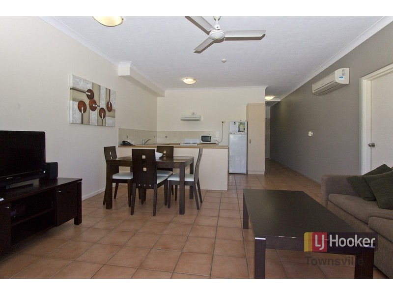 10/51 Palmer Street, Townsville QLD 4810