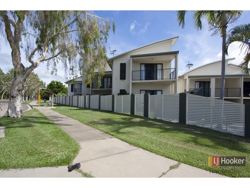 16/2 Freshwater Drive, Douglas QLD 4814