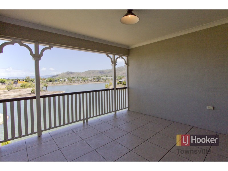 22/16-22 Martinez Avenue, West End QLD 4810