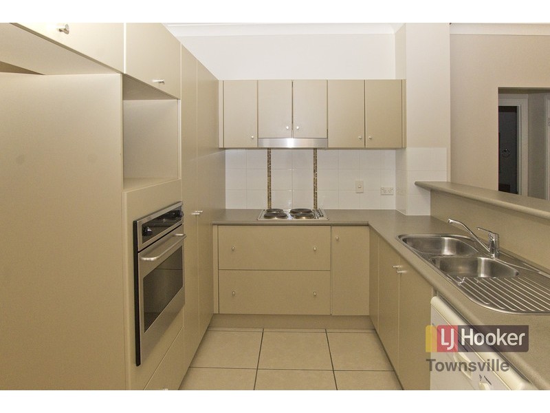 22/16-22 Martinez Avenue, West End QLD 4810