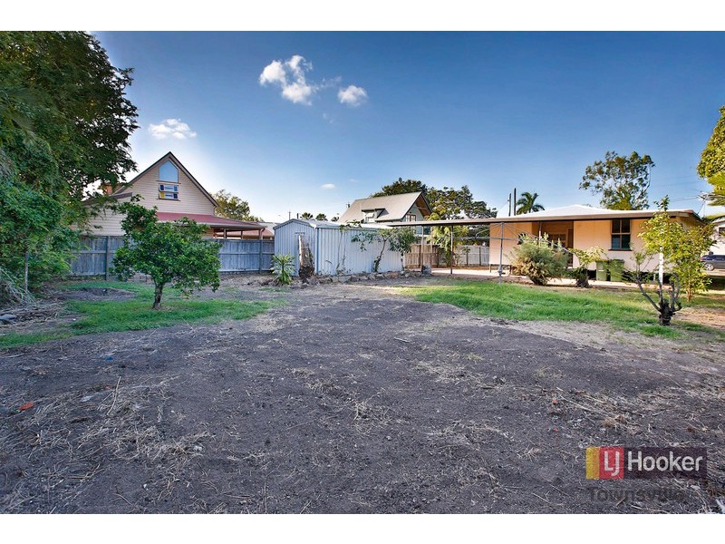 12 Palmerston Street, Pimlico QLD 4812