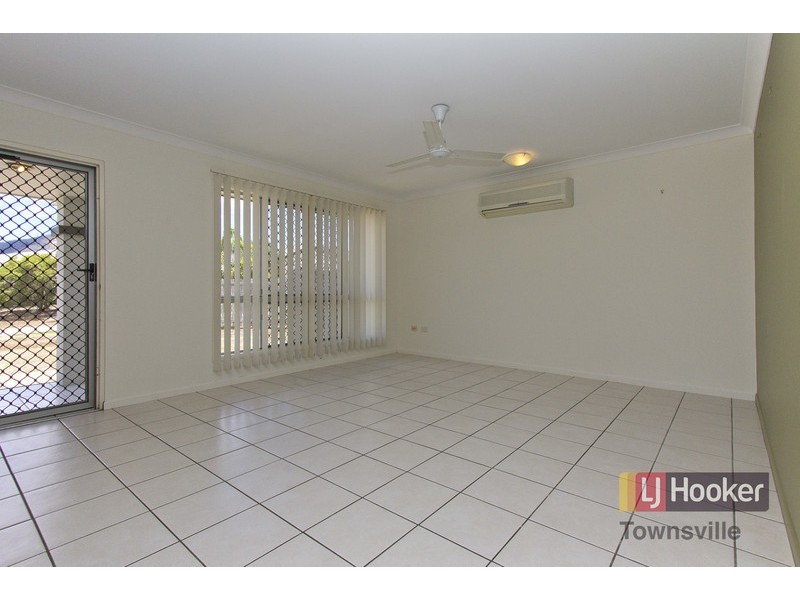 4 Brindole Court, Kelso QLD 4815