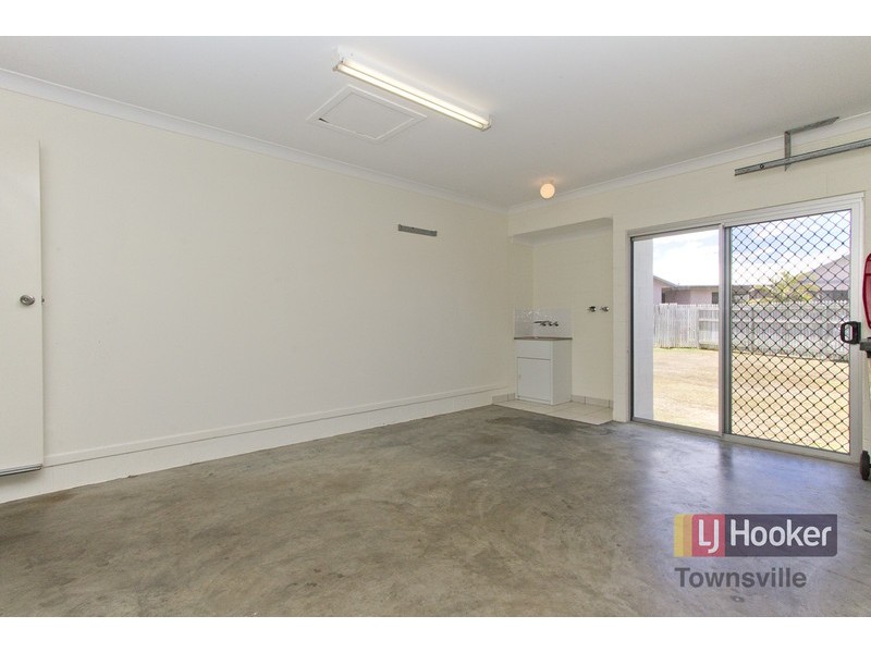 4 Brindole Court, Kelso QLD 4815