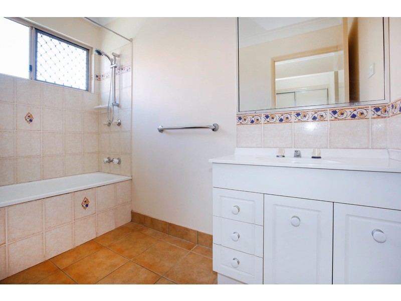 35 Daytona Drive, Kirwan QLD 4817