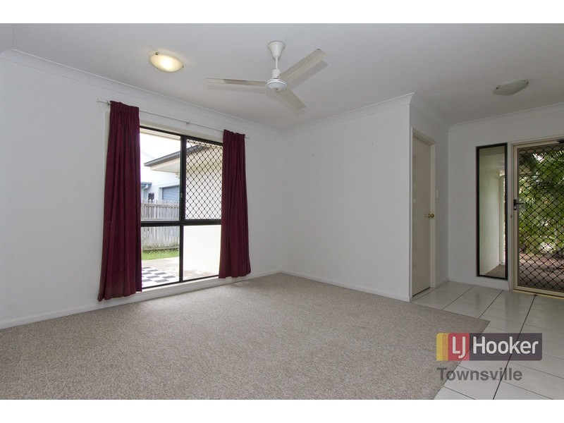 8 Concord Crescent, Kirwan QLD 4817