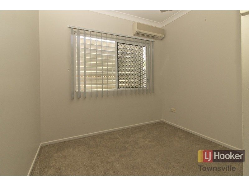 24 Gould Street, Kirwan QLD 4817