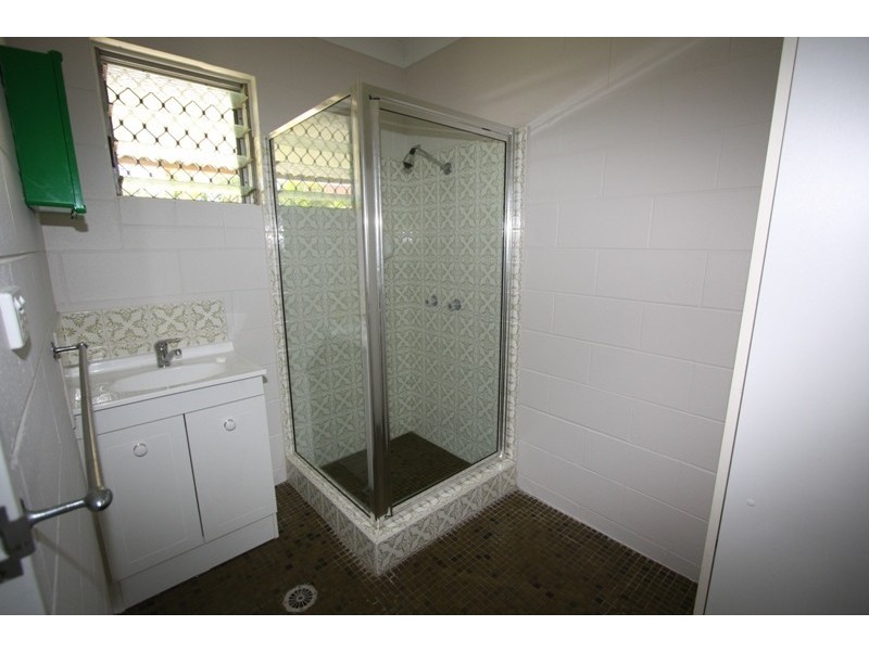 1/8 Neil Street, Kirwan QLD 4817