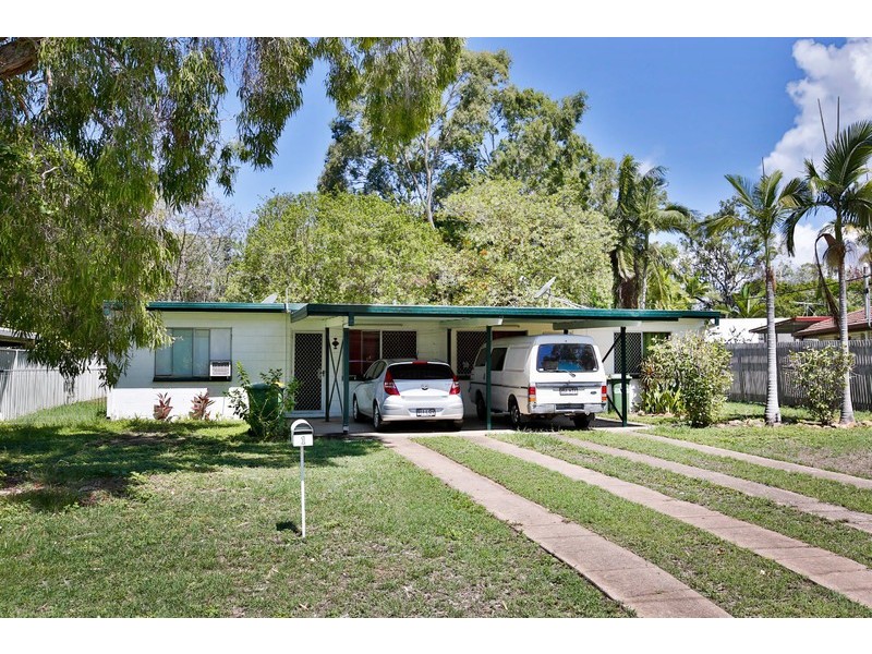 68 Coates Street, Mount Louisa QLD 4814