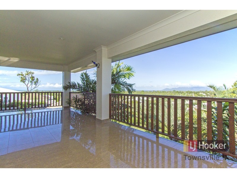 75 Shutehaven Circuit, Bushland Beach QLD 4818