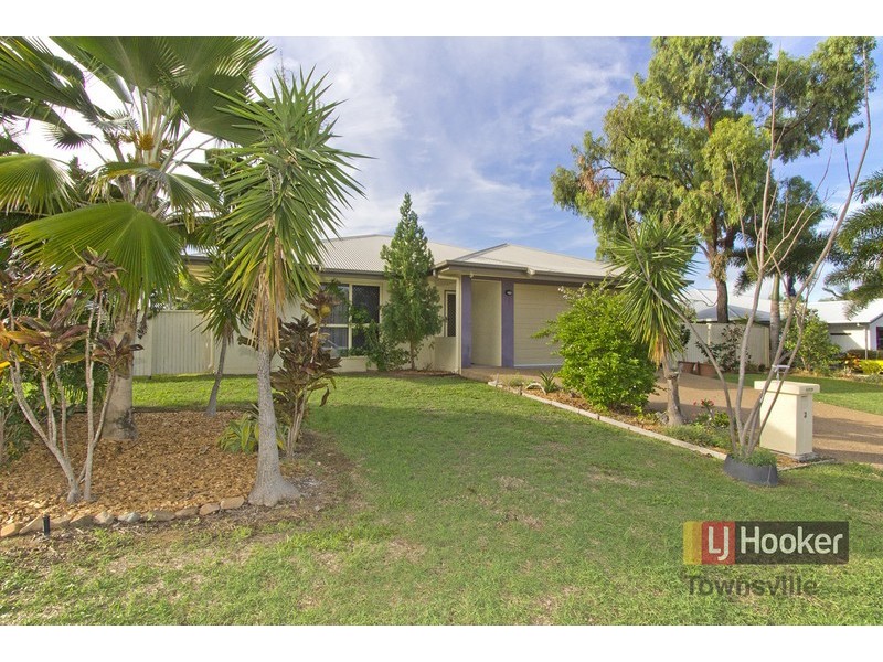 3 Minstrel Court, Bushland Beach QLD 4818