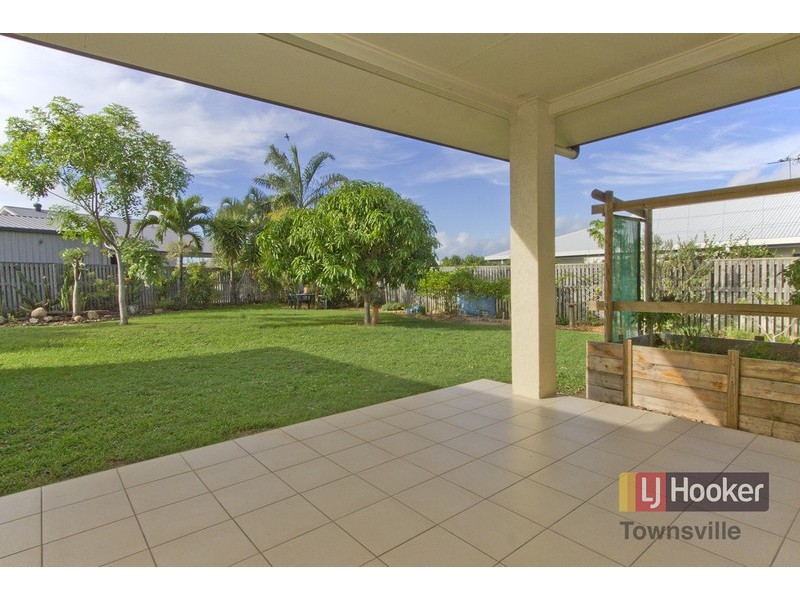3 Minstrel Court, Bushland Beach QLD 4818