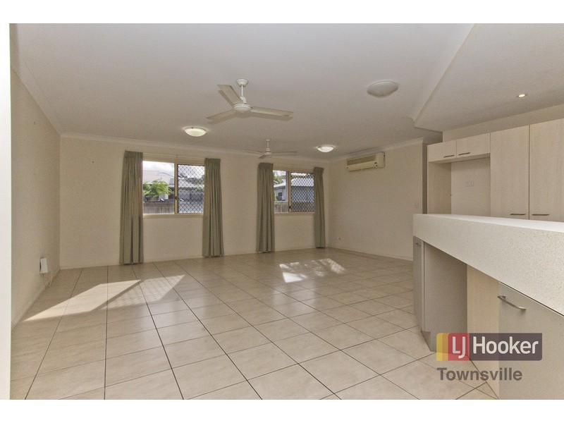 3 Minstrel Court, Bushland Beach QLD 4818