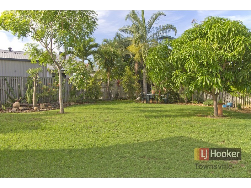 3 Minstrel Court, Bushland Beach QLD 4818