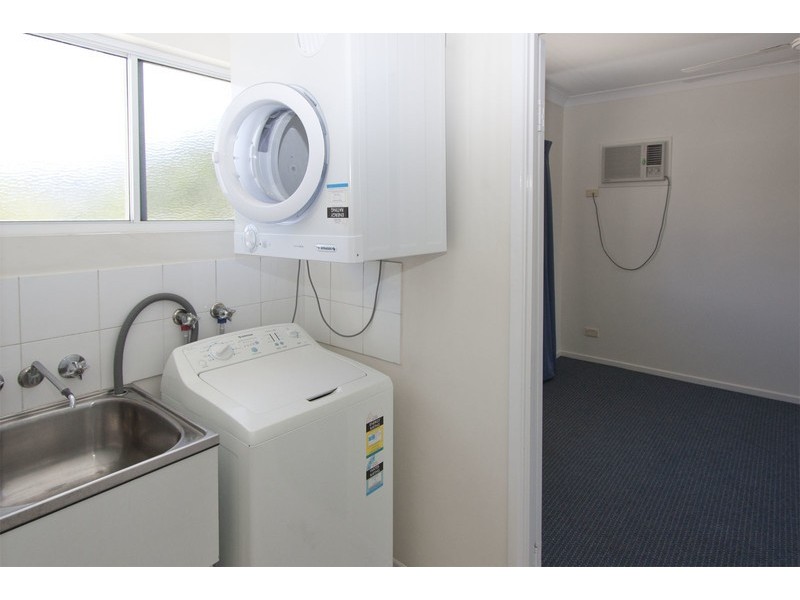 4/2 Oxley Street, Townsville City QLD 4810