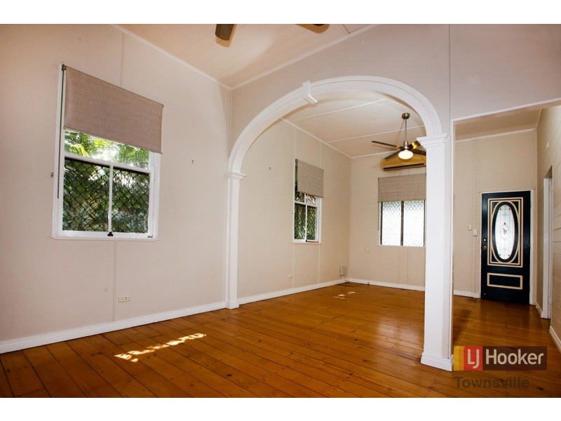 25 Ackers Street, Hermit Park QLD 4812