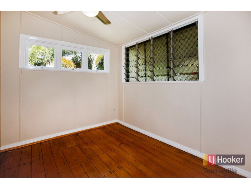 25 Ackers Street, Hermit Park QLD 4812