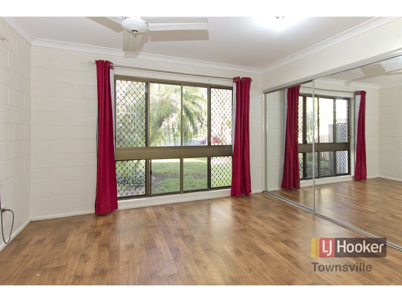 17 Keitley Street, Kirwan QLD 4817