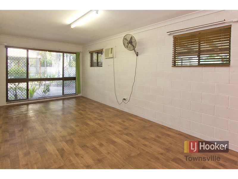 17 Keitley Street, Kirwan QLD 4817