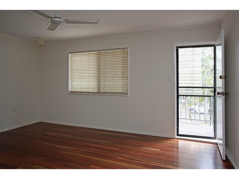 25 Kulgun Crescent, Kelso QLD 4815