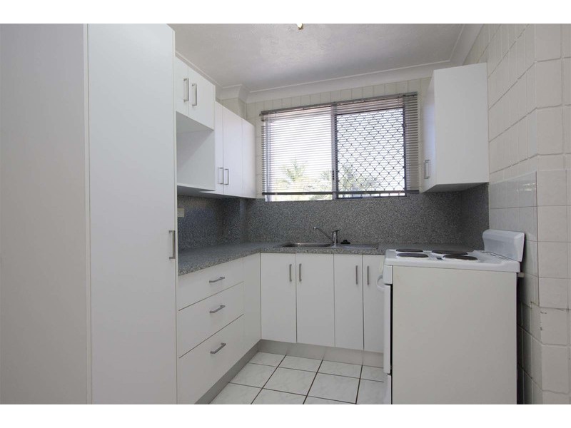 104/15-19 Gregory Street, North Ward QLD 4810