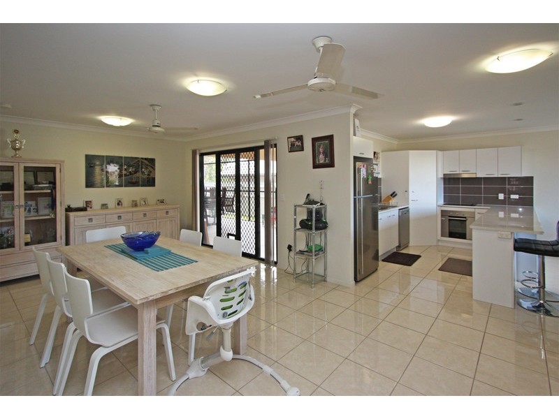 58 Daintree Drive, Bushland Beach QLD 4818