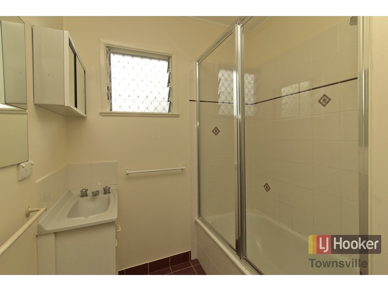 18 Leopold Street, Aitkenvale QLD 4814