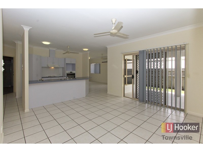 34 Young Circuit, Kirwan QLD 4817