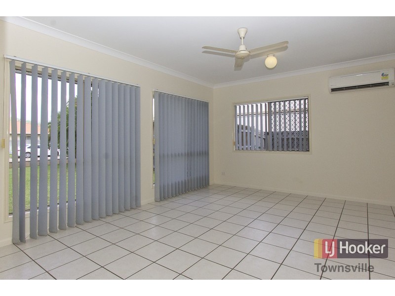 34 Young Circuit, Kirwan QLD 4817