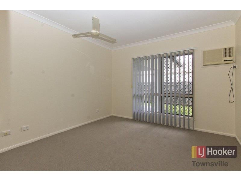 34 Young Circuit, Kirwan QLD 4817