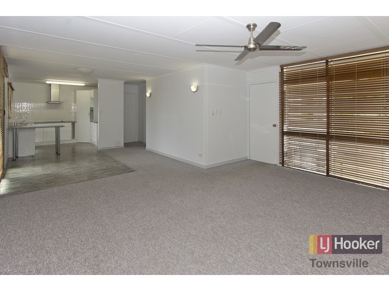 10 Durack Street, Douglas QLD 4814