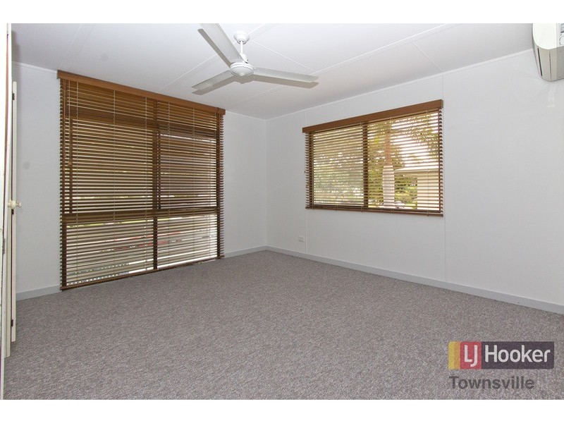 10 Durack Street, Douglas QLD 4814