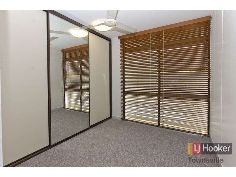 10 Durack Street, Douglas QLD 4814