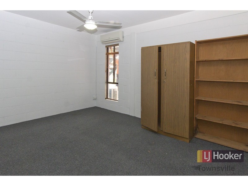 10 Durack Street, Douglas QLD 4814