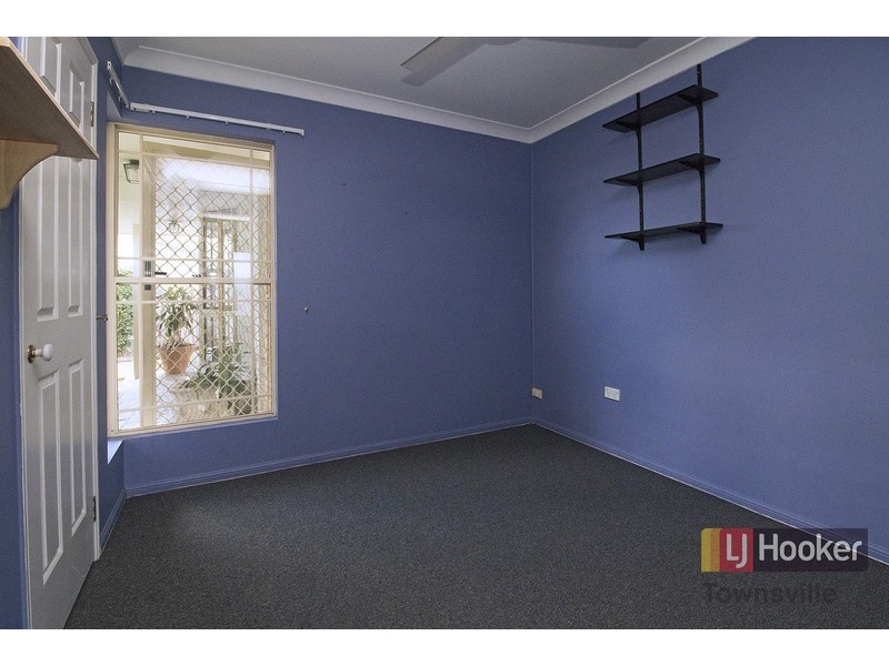 27 Eliza Street, Kelso QLD 4815