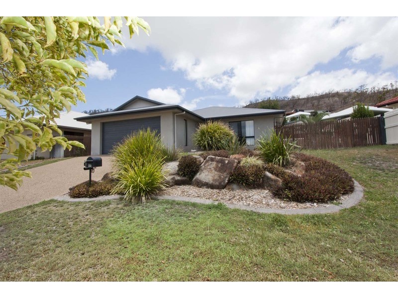 34 Minaret Way, Mount Louisa QLD 4814