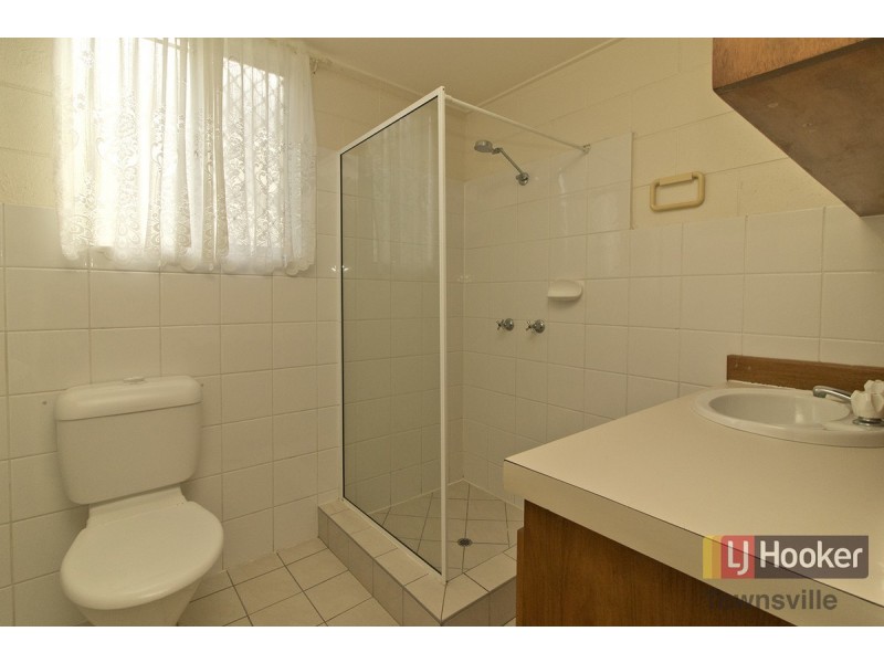 2/5 Narangi Street, Heatley QLD 4814