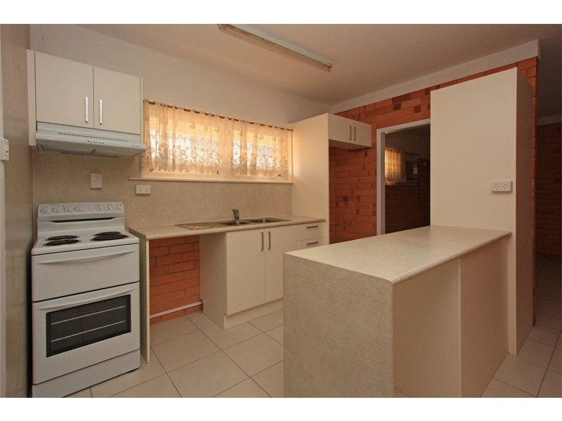 1/68 Eyre Street, North Ward QLD 4810