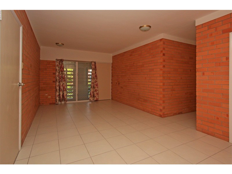 1/68 Eyre Street, North Ward QLD 4810