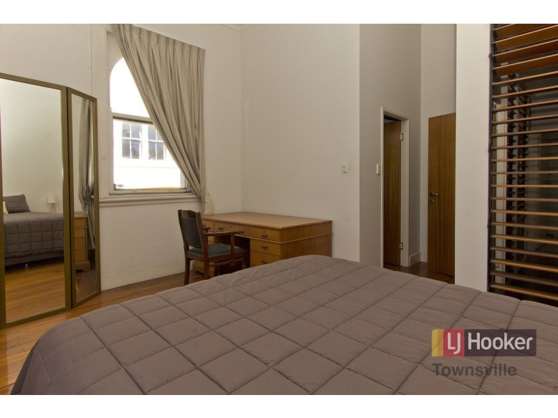 3/54 Denham Street, Townsville City QLD 4810