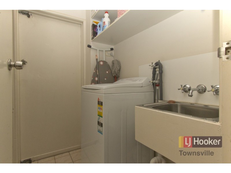 3/54 Denham Street, Townsville City QLD 4810