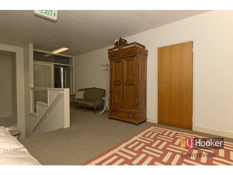 3/54 Denham Street, Townsville City QLD 4810